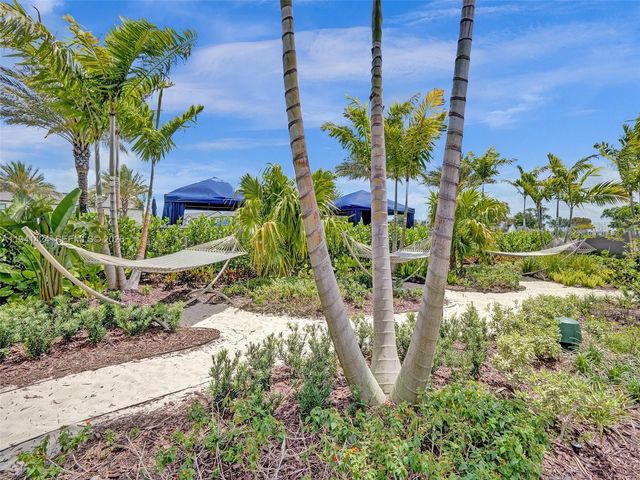 2343 Rollingwood Ct, Oakland Park, FL 33309