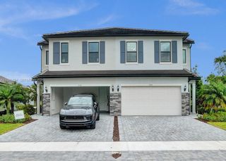 2343 Rollingwood Ct, Oakland Park, FL 33309