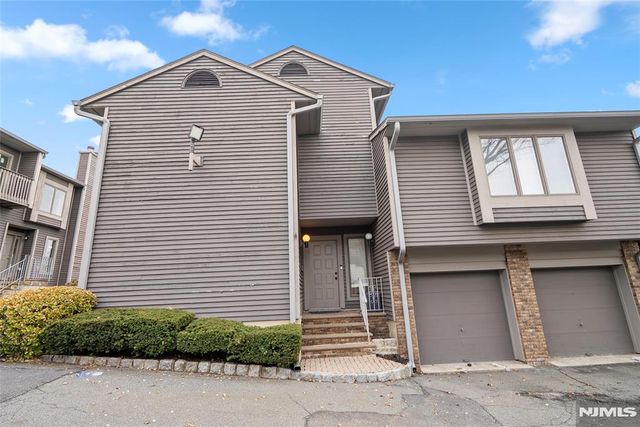 855 Valley Brook 2G, Lyndhurst, NJ 07071