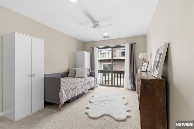 855 Valley Brook 2G, Lyndhurst, NJ 07071