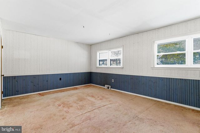 405 SUNSET DR, Downingtown, PA 19335