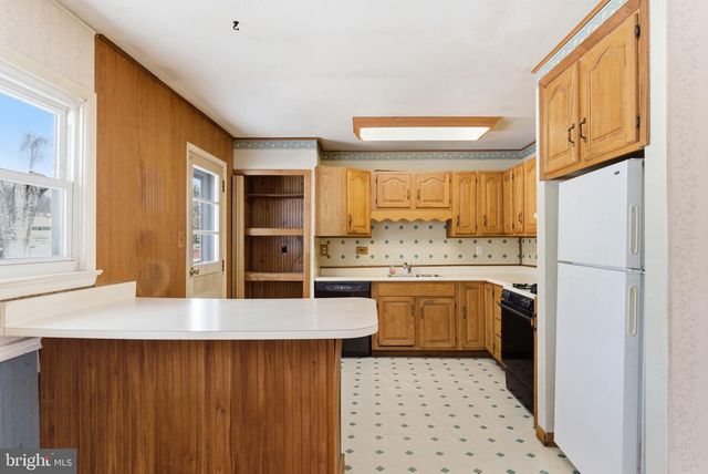 405 SUNSET DR, Downingtown, PA 19335