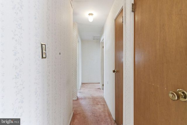 405 SUNSET DR, Downingtown, PA 19335