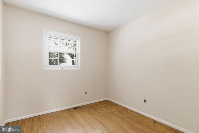 405 SUNSET DR, Downingtown, PA 19335