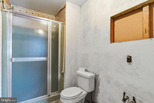 405 SUNSET DR, Downingtown, PA 19335