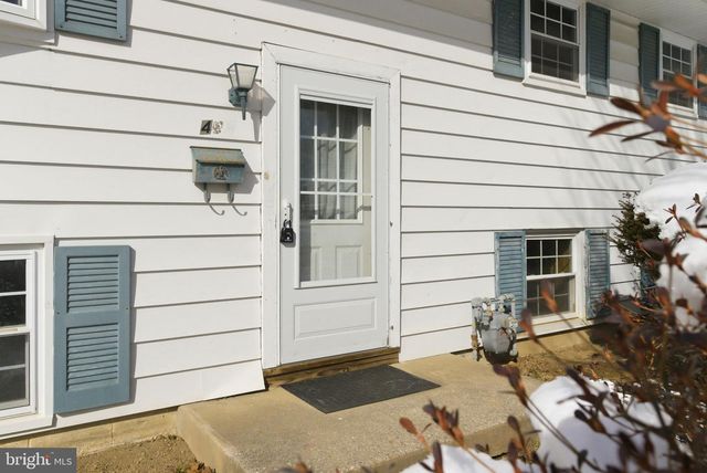 405 SUNSET DR, Downingtown, PA 19335