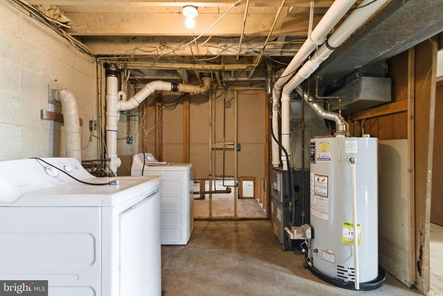 405 SUNSET DR, Downingtown, PA 19335