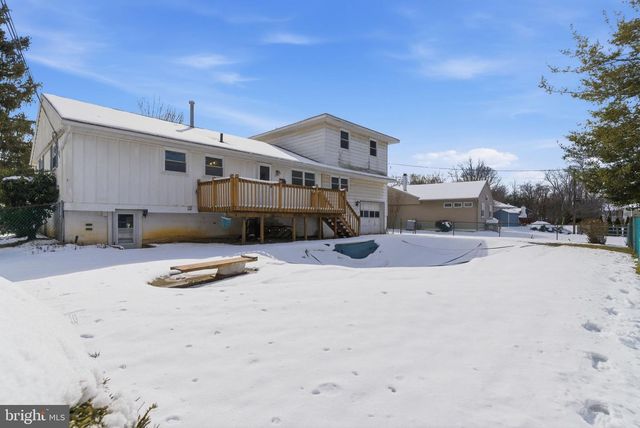 405 SUNSET DR, Downingtown, PA 19335