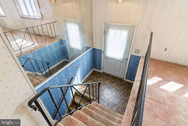 405 SUNSET DR, Downingtown, PA 19335