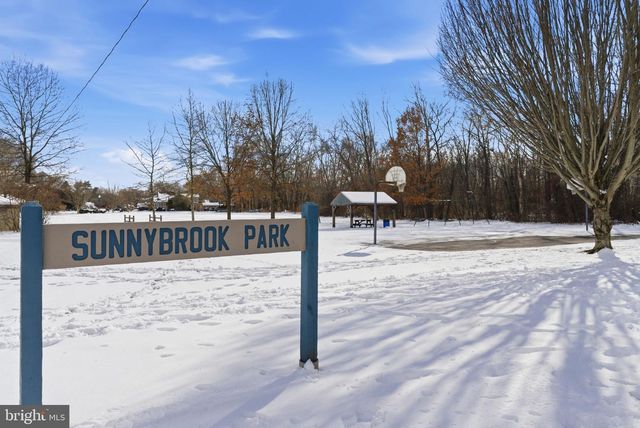 405 SUNSET DR, Downingtown, PA 19335