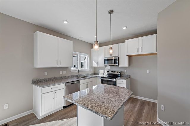 8112 Harmony Way, Charlestown, IN 47111