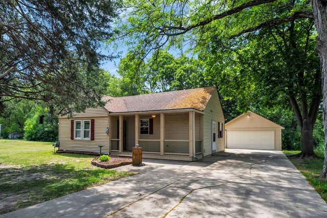 33511 Fairview COURT, Burlington, WI 53105