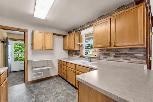 33511 Fairview COURT, Burlington, WI 53105