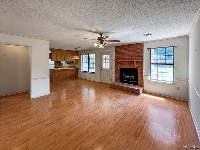 111 Burke, Moundville, AL 35474