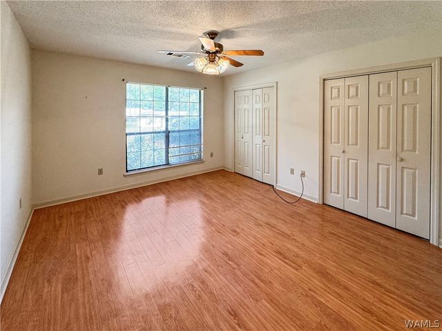 111 Burke, Moundville, AL 35474