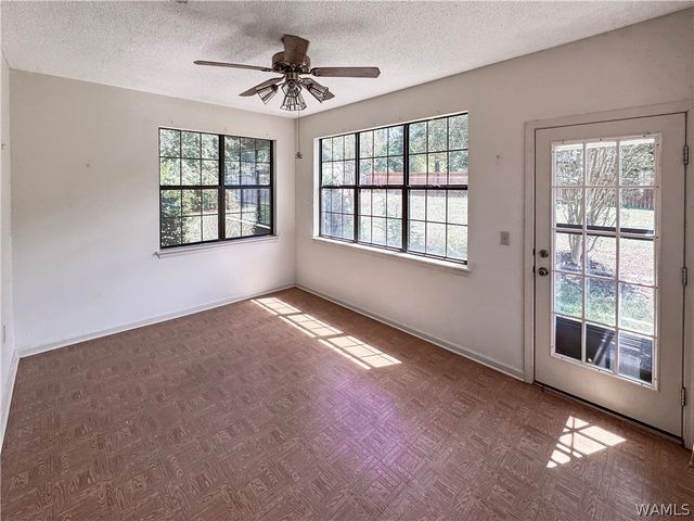 111 Burke, Moundville, AL 35474