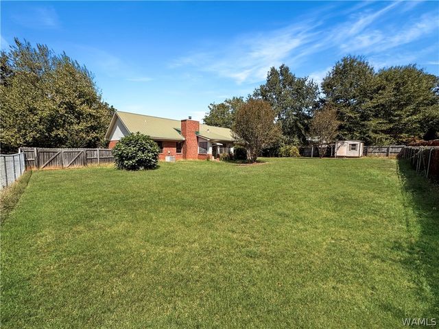 111 Burke, Moundville, AL 35474