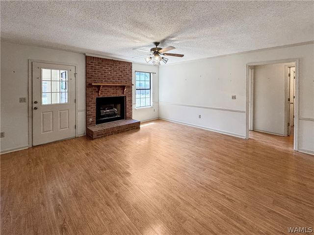 111 Burke, Moundville, AL 35474