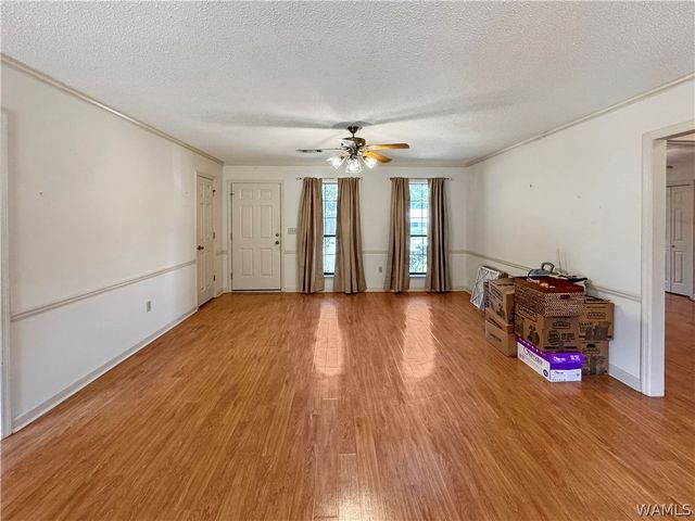 111 Burke, Moundville, AL 35474