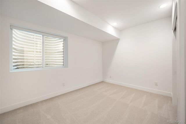 290 Monroe Street, Denver, CO 80206