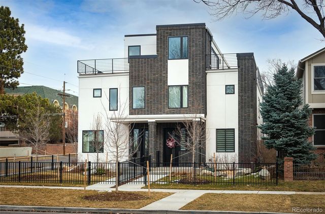 290 Monroe Street, Denver, CO 80206