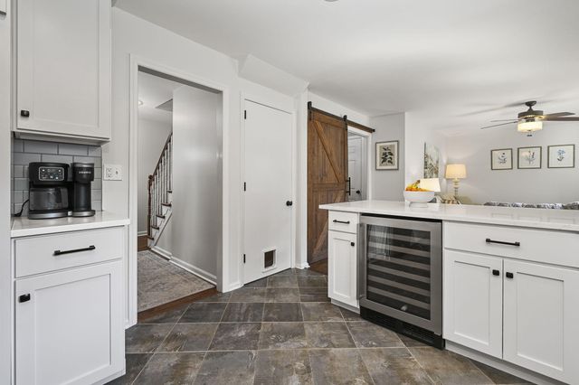 559 CABOT DR, Hockessin, DE 19707