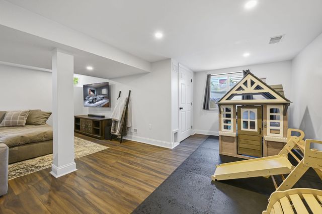 559 CABOT DR, Hockessin, DE 19707