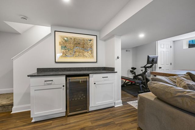 559 CABOT DR, Hockessin, DE 19707