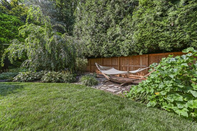 559 CABOT DR, Hockessin, DE 19707