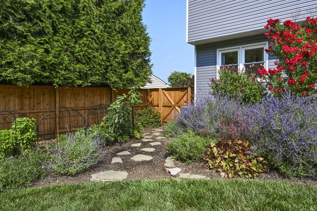559 CABOT DR, Hockessin, DE 19707