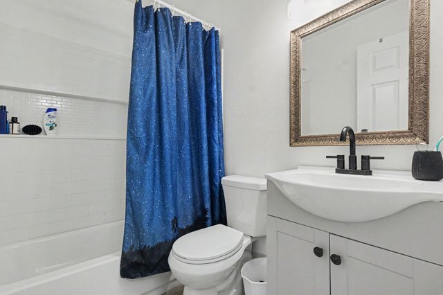 1617 Pebble Beach Drive, Lewisville, TX 75067