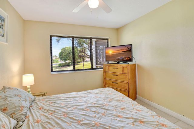 5715 Fairway Park Drive 201, Boynton Beach, FL 33437