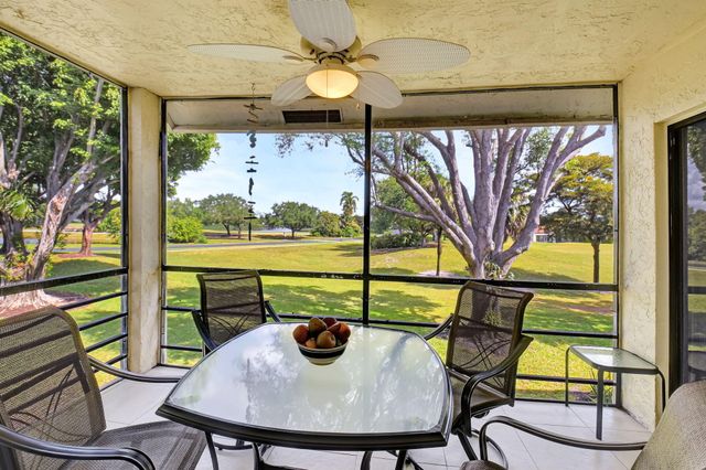 5715 Fairway Park Drive 201, Boynton Beach, FL 33437