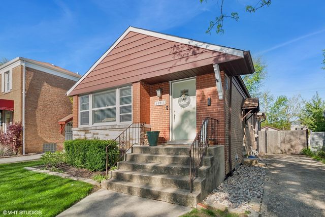 10211 S Artesian Avenue, Chicago, IL 60655
