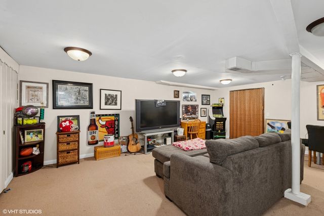 10211 S Artesian Avenue, Chicago, IL 60655