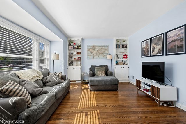 10211 S Artesian Avenue, Chicago, IL 60655