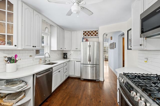 10211 S Artesian Avenue, Chicago, IL 60655