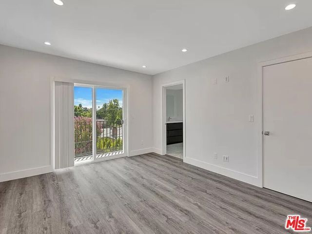 5752 Kester Avenue, Van Nuys (los Angeles), CA 91411