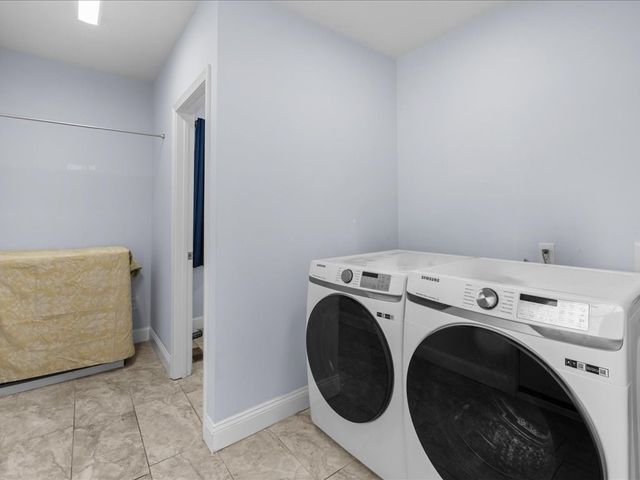 24 Summer St, Westborough, MA 01581