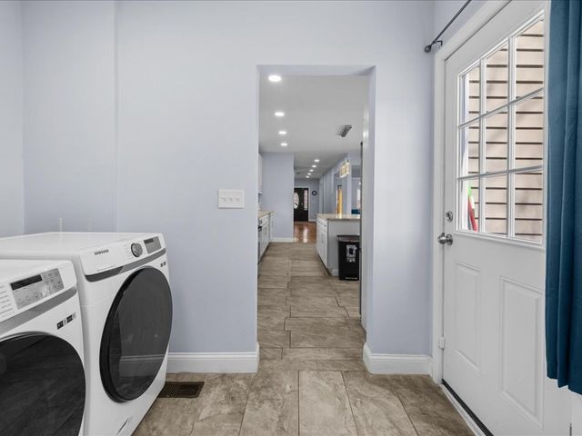 24 Summer St, Westborough, MA 01581