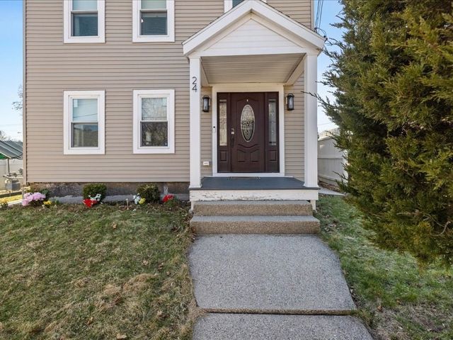 24 Summer St, Westborough, MA 01581