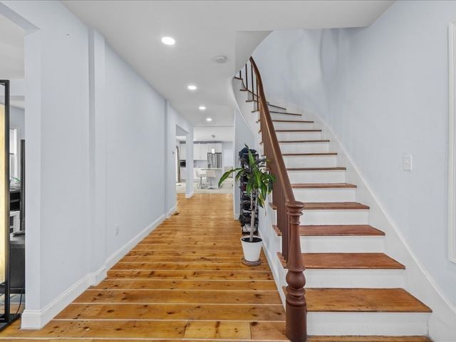 24 Summer St, Westborough, MA 01581