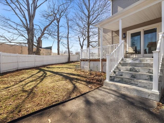24 Summer St, Westborough, MA 01581