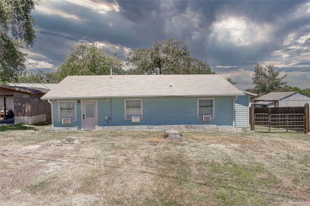 9541 County Road 505, Mathis, TX 78368