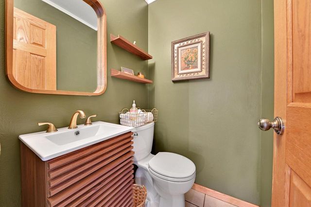 1080 Westbrooke PARKWAY, Waukesha, WI 53186