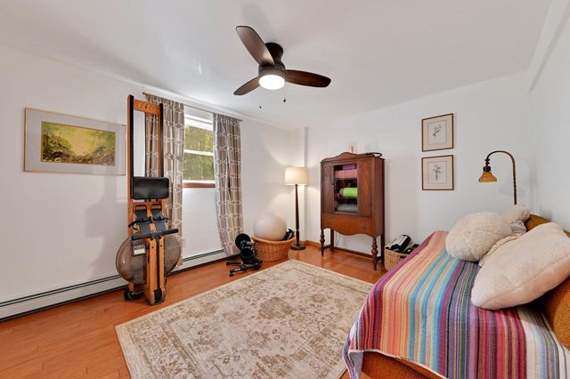 1080 Westbrooke PARKWAY, Waukesha, WI 53186