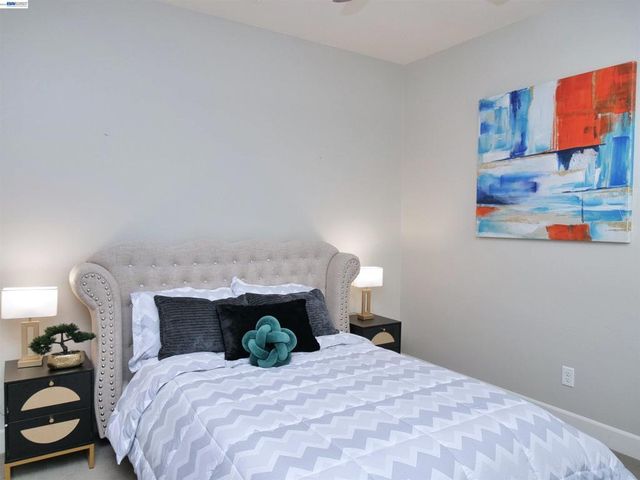 2582 Azalea Ave, Tracy, CA 95376