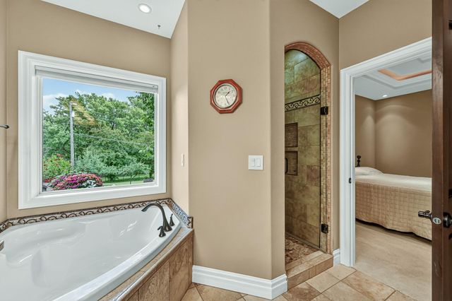 2130 Arlen Court SW, Rochester, MN 55902