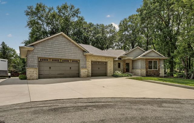 2130 Arlen Court SW, Rochester, MN 55902