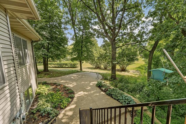 2130 Arlen Court SW, Rochester, MN 55902